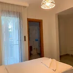 Oezel Havuzlu Luex Villa